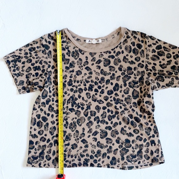 AMO Leopard Classic Tee - Picture 11 of 16
